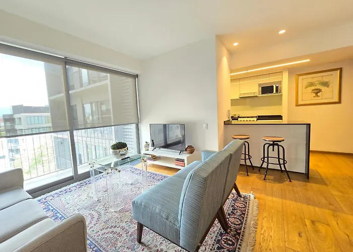 Retreat Workspace, Wifi, Pool, Gym &parking